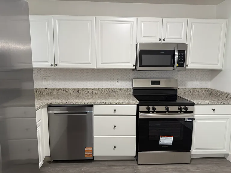 1290 SE Parkview Pl #A3 — Photo 16
