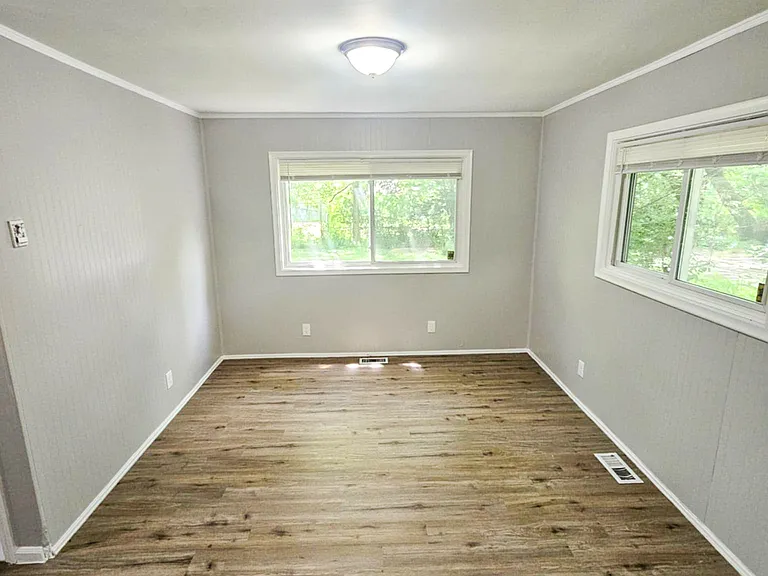 15901 Beaverland St — Photo 17