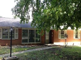 11464 Fair Ln, Saint Louis, MO 63136