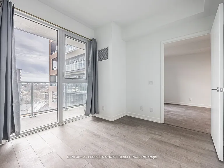 270 Dufferin St #713 — Photo 16