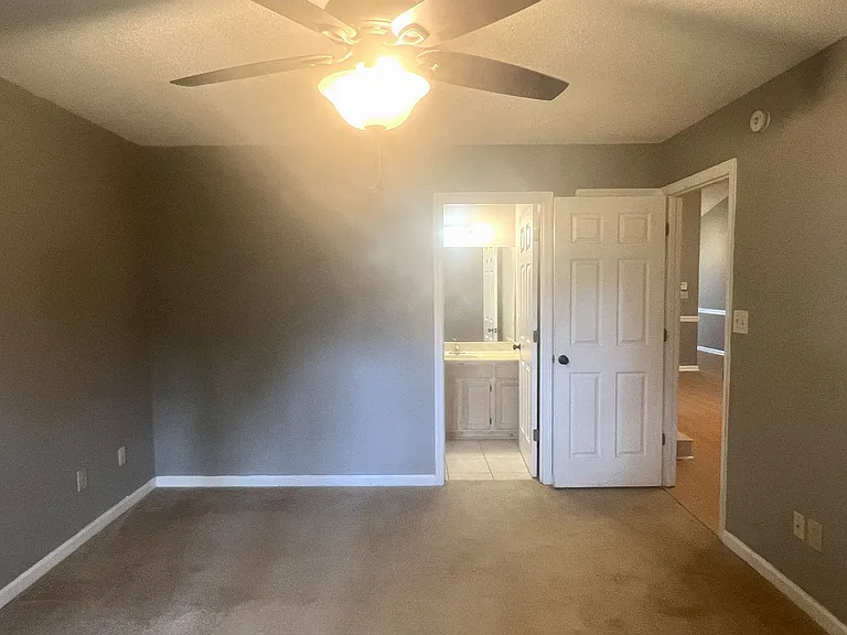 113 Saddlehorn Dr — Photo 11