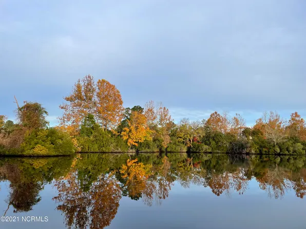 242 Highwood Lane, New Bern, NC 28562