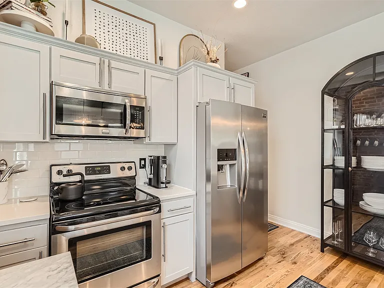 1463 Lowell Blvd — Photo 8