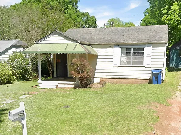 1404 Rayfield Dr, Birmingham, AL 35228