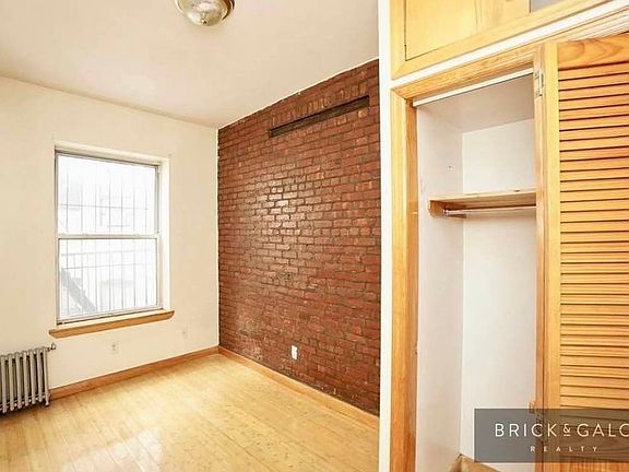 3rd image of 500 W 171st St APT 4A