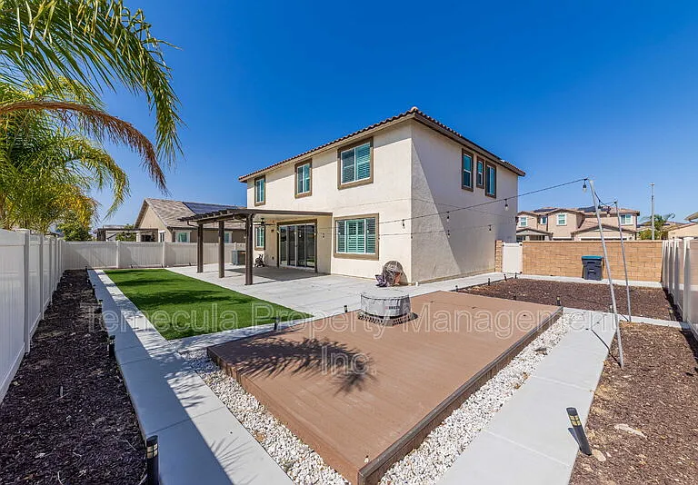 34065 Helenium St — Photo 18