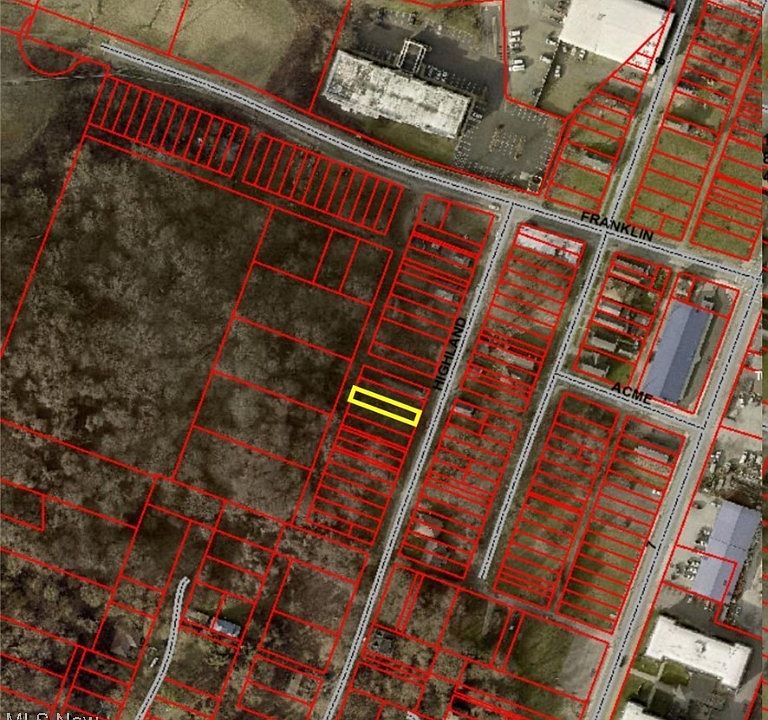 2nd image of 749 Highland Ave