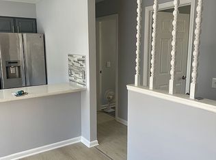 33 Kirby Ave, Hamilton, NJ 08610