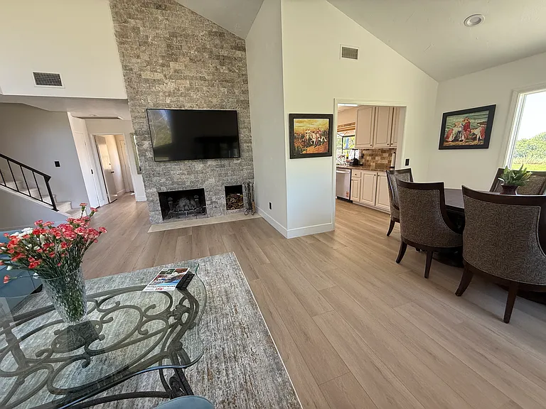 807 Chaparral Ct — Photo 65