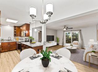 2466 Santa Ana Ave, Costa Mesa, CA 92627