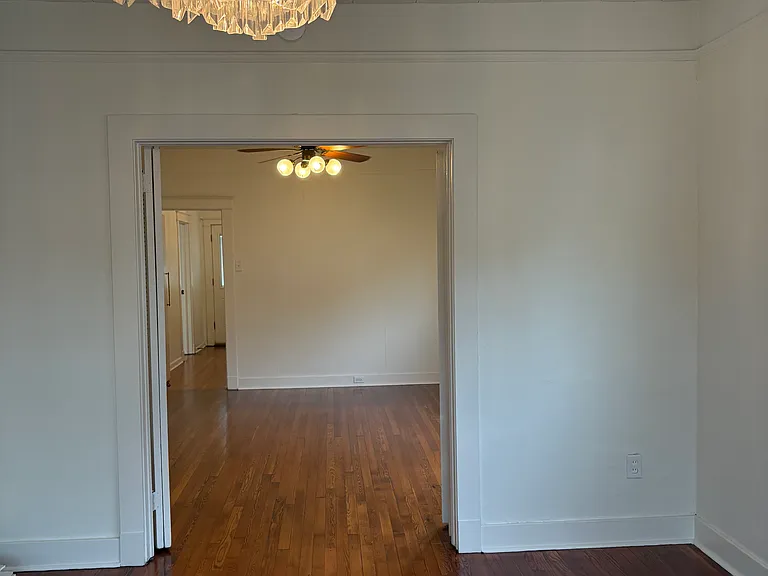 216 Orion Ave — Photo 2