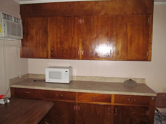 Kitchen cabinets 