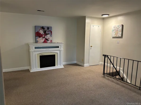 50 El Camino Court #50, Coram, NY 11727
