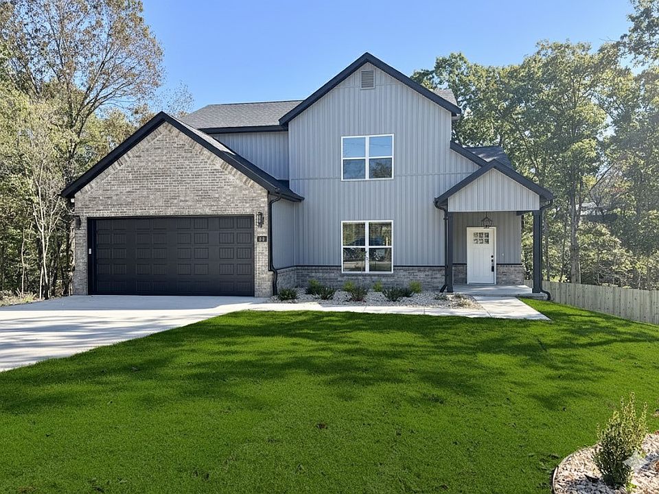 1st image of 22 Bankfoot Dr