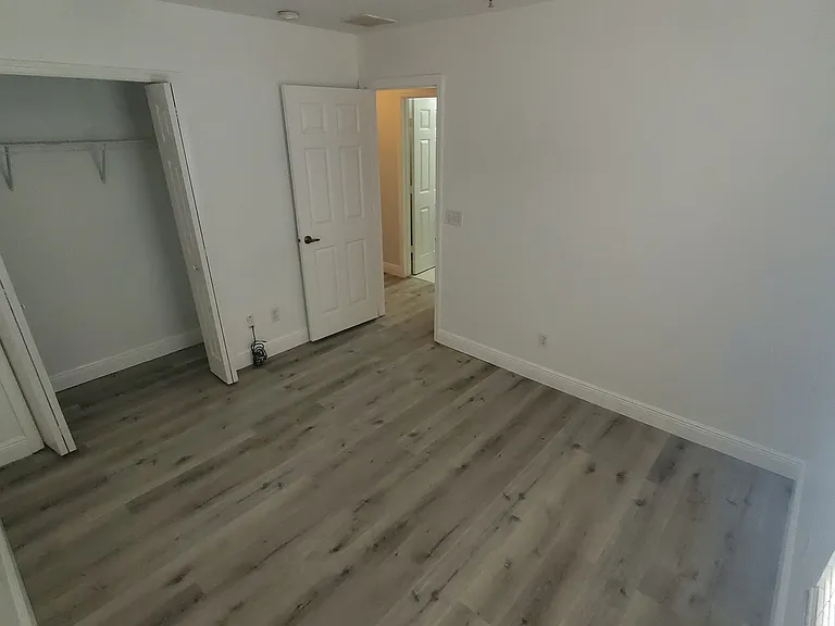 210 Artisan St — Photo 14