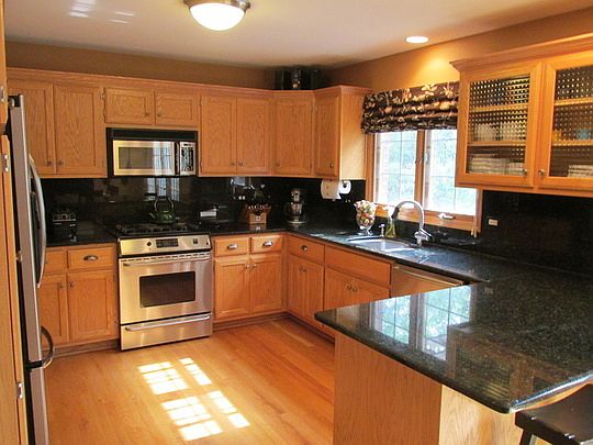 4th image of 14262 Wittington Ct
