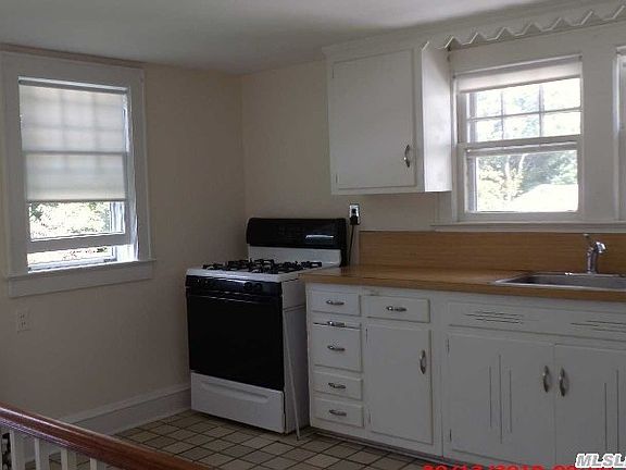 2nd image of 48 Jefferson Ave