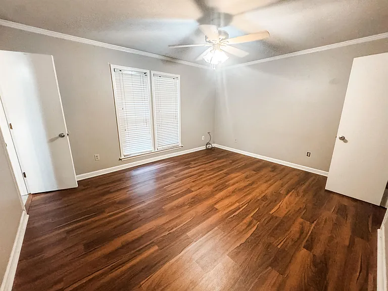 967 Barbara Lynn Dr — Photo 7