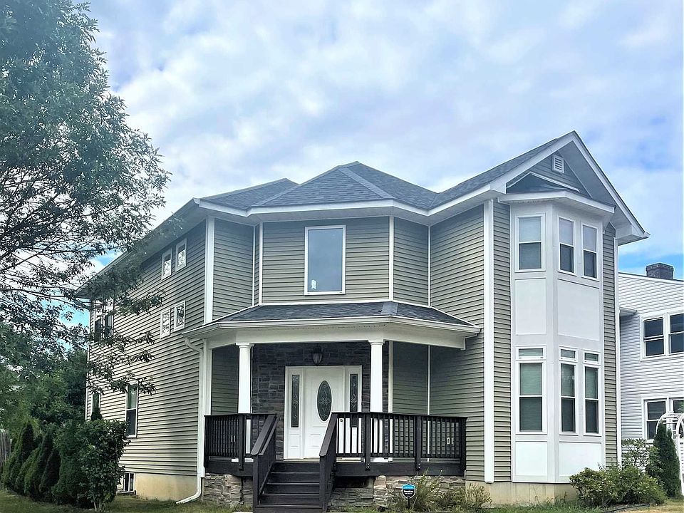 1st image of 52 Wilbur Blvd