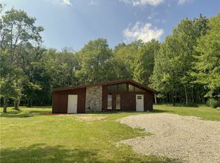 359 Dillon Rd, Acme, PA 15610
