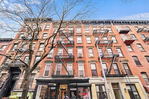 Rented by Keller Williams NYC | media 17