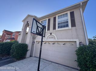 10258 Meadow Point Dr, Jacksonville, FL 32221