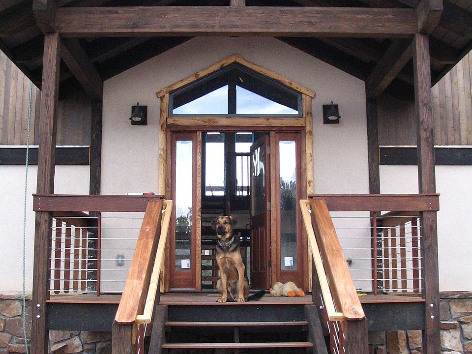 2nd image of 1560 Canyon Dr