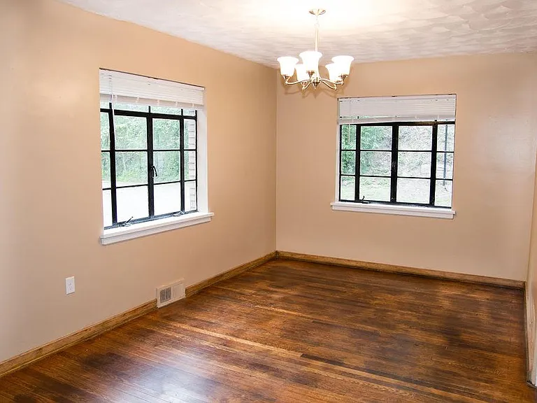 1223 Greenbrier Rd #1/2 — Photo 22