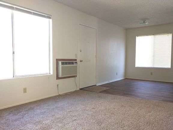 4th image of 3969 Genevieve St APT C