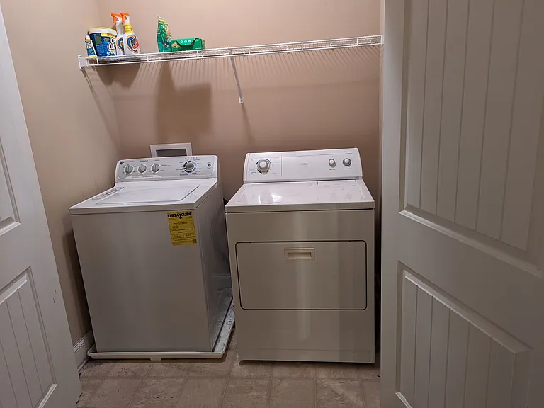 426 Woodbark Ct — Photo 14