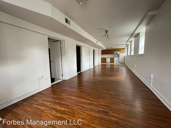 3rd image of 3510-3530 Louisa St #25