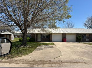810 Montgomery St #A, Sikeston, MO 63801
