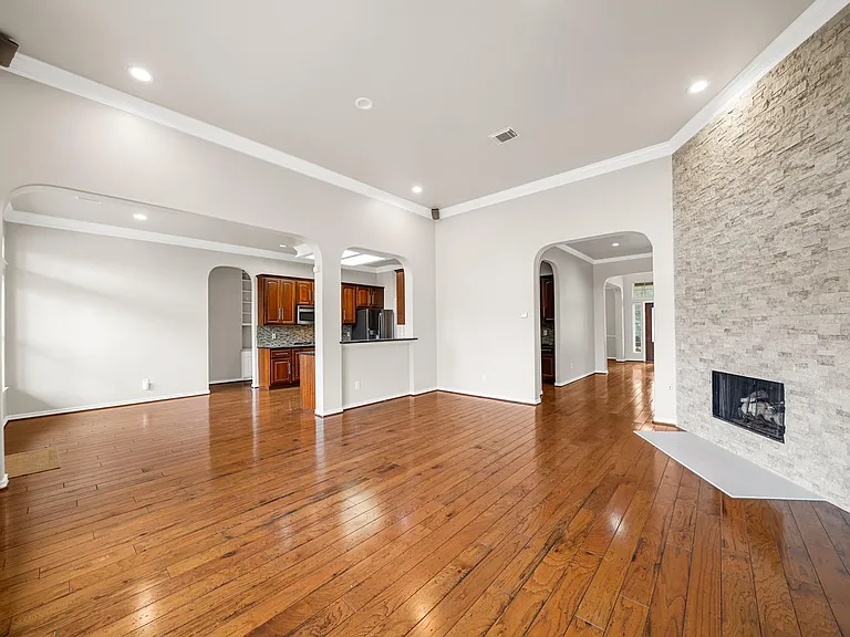 6118 Berwick Ln — Photo 16
