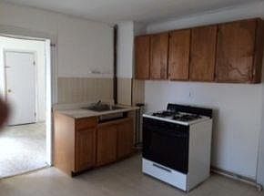 2nd image of 25 2nd St