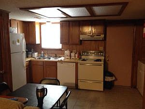 3rd image of 2601 W C St