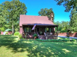 8410 Daybreak Dr, Amelia Court House, VA 23002