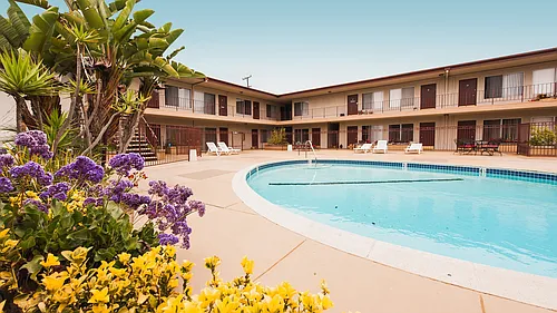 Kings Villa Apartments Photo 1