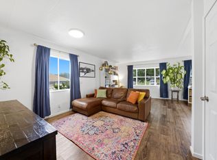 512 N 61st Ave, West Richland, WA 99353