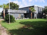 1st image of 140 Beach Dr N