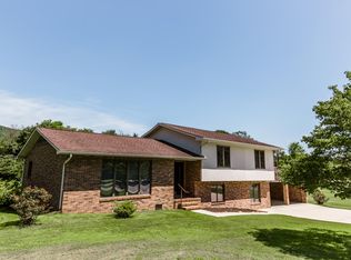 112 Red Bud Dr, Harriman, TN 37748