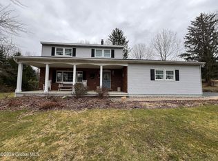 3 Miller Rd, Rensselaer, NY 12144