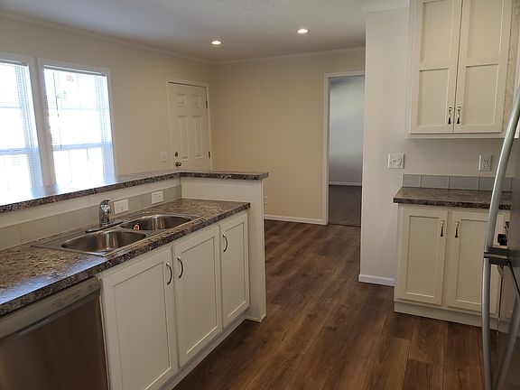 4th image of 39246 Montana Dr #270