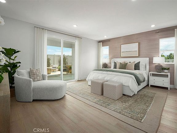 4th image of 42822 Summer Ln