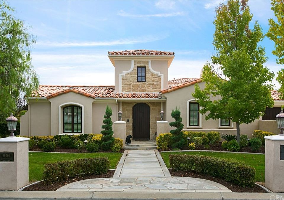 1st image of 38060 Bear Canyon Dr