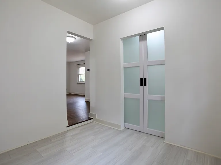 2714 Shamrock Dr — Photo 9
