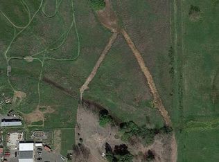 825 Wilfred Ave, Santa Rosa, CA 95407