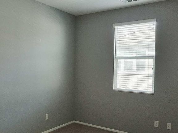 4th image of 13239 Murano Ave