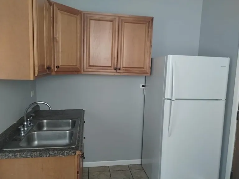 8001 S Justine St — Photo 11
