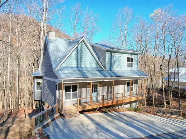 1026 King Mountain Dr, Clayton, GA 30525