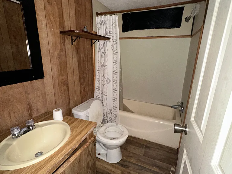 102 Marbury Rd — Photo 6
